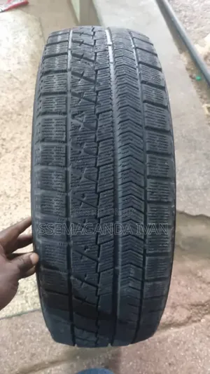 205/65r16 95q Foreign Used Bridgeston Made in Japan