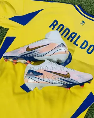 Retro Nike Mercurial 16 Soccer Cleats. Vapor Zoom