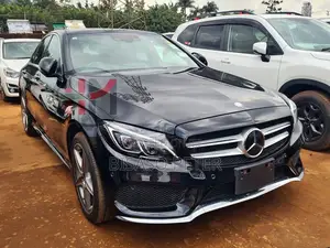 Mercedes-Benz C220 2016 Black
