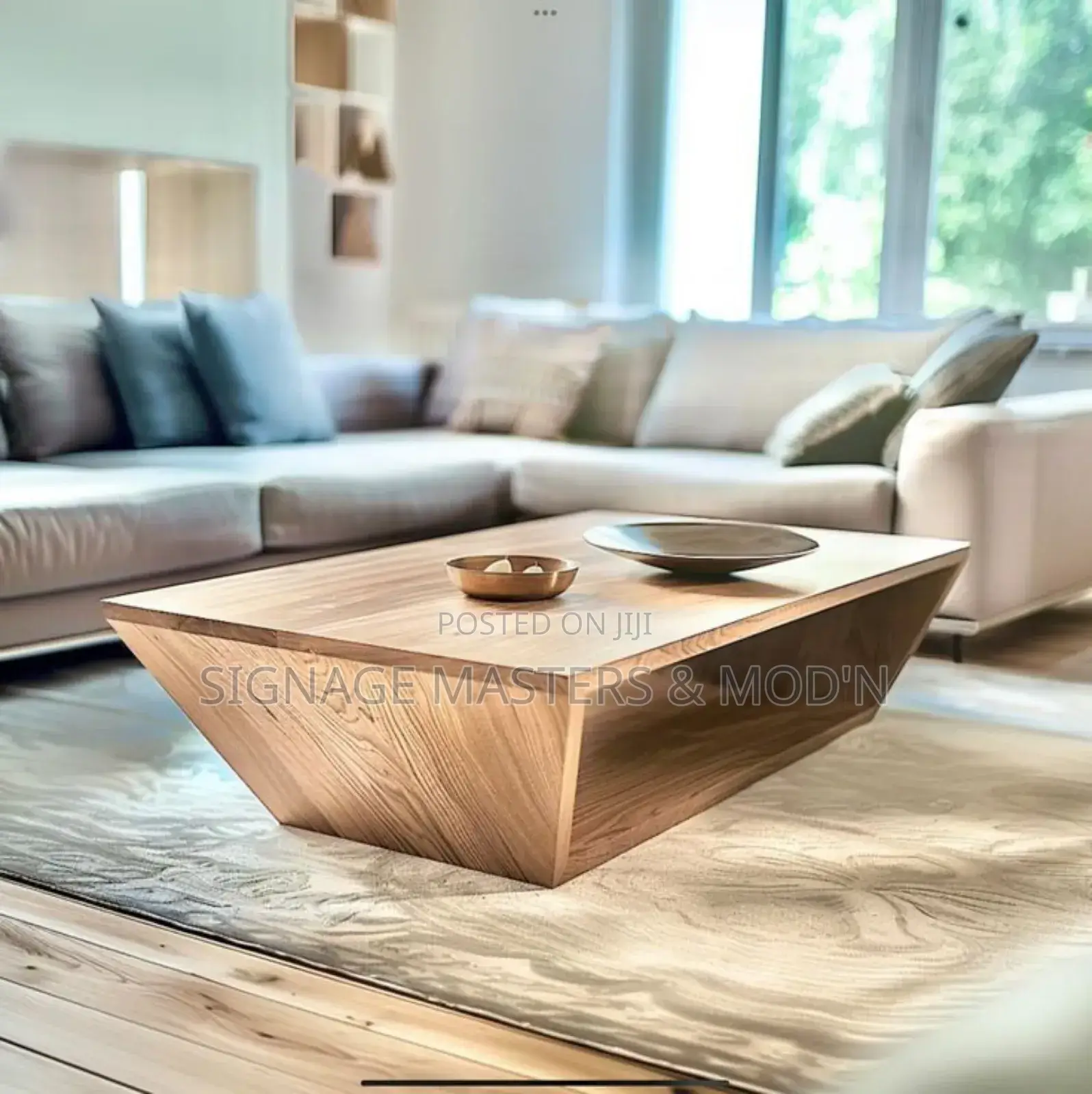 Laminated Center Piece Coffee Table