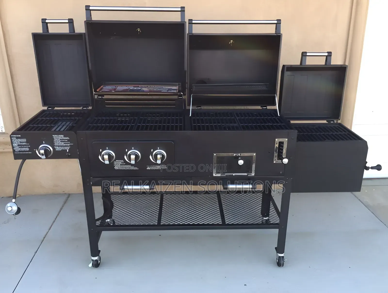 Ultimate Gas and Charcoal Outdoor BBQ Grill With Firebox