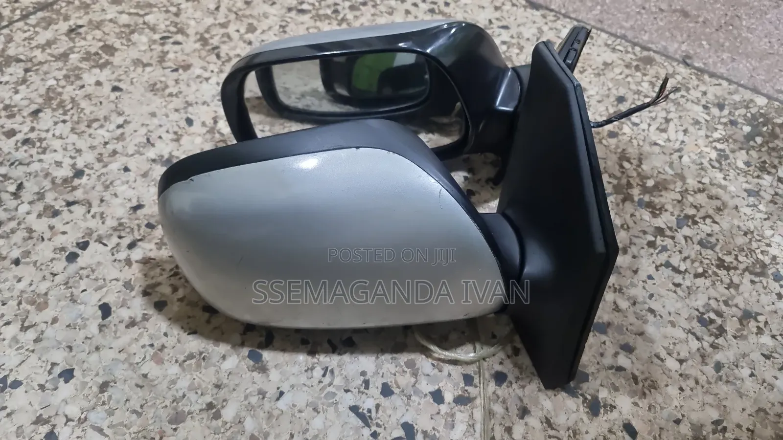 Premio 2004 Side Mirror(Without Indicaters)