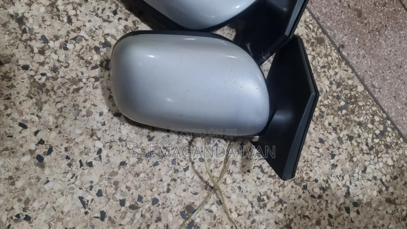 Premio 2004 Side Mirror(Without Indicaters)