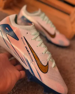 Travis Nike Zoom Vapor 16 Football Boots. Mercurial