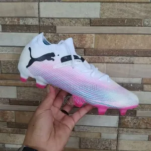 Uncut Puma Future 7 Match FG/AG Soccer Cleats