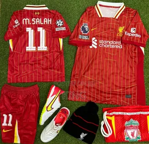 Nike Liverpool Kids Football Kit Home