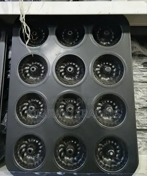 12 Cupcake Muffin Baking Pan