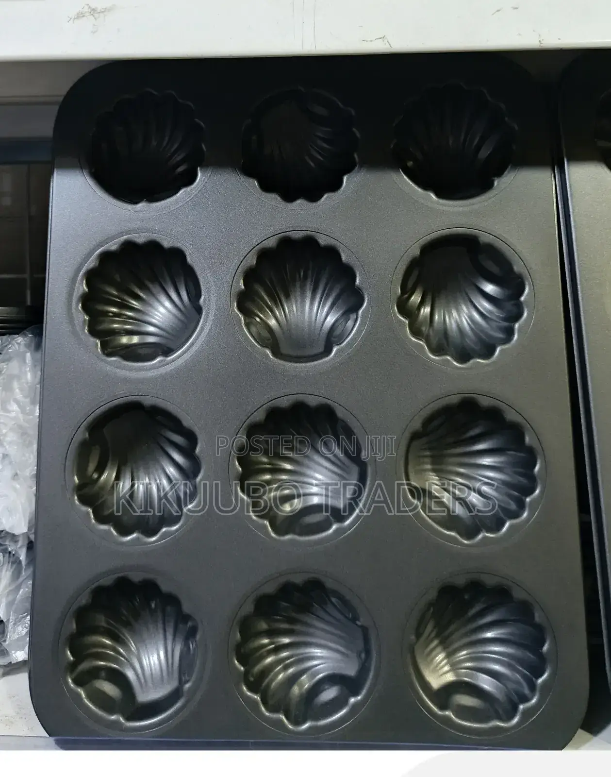Cupcake Muffin Baking Tray for 12 Muffins