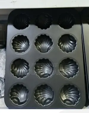 Cupcake Muffin Baking Tray for 12 Muffins