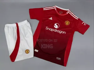 Perfect Kids Football Kit Liverpool Home