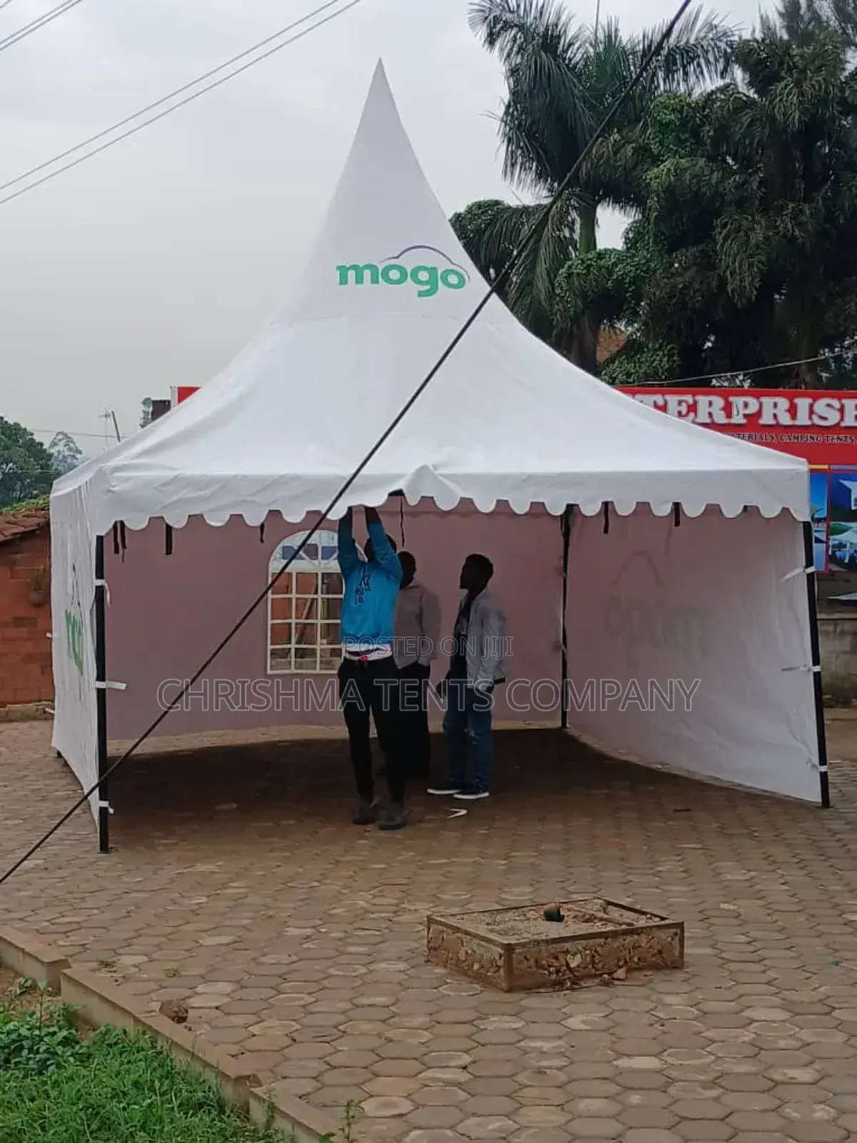 Covered 50 Seater Tent