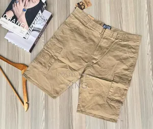 Travis Short Kaki. Cargo Shorts