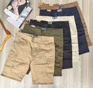 Amor Short Kaki. Cargo Shorts