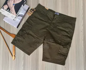Civil Short Kaki. Cargo Shorts