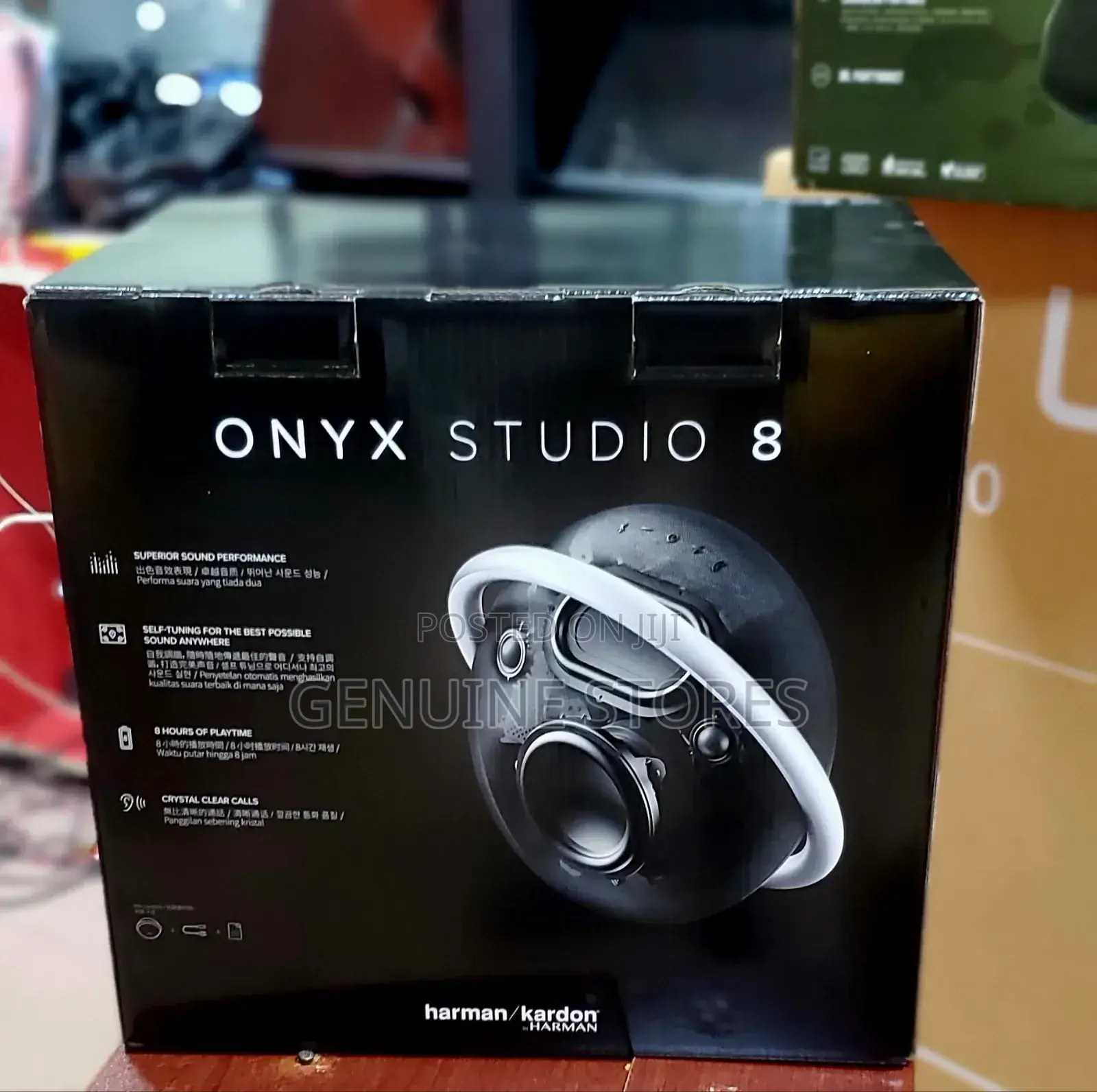 Onyx Studio 8 / Harman Kardon