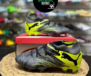 Swift FUTURE 7 ULTIMATE RUSH FG Football Boots