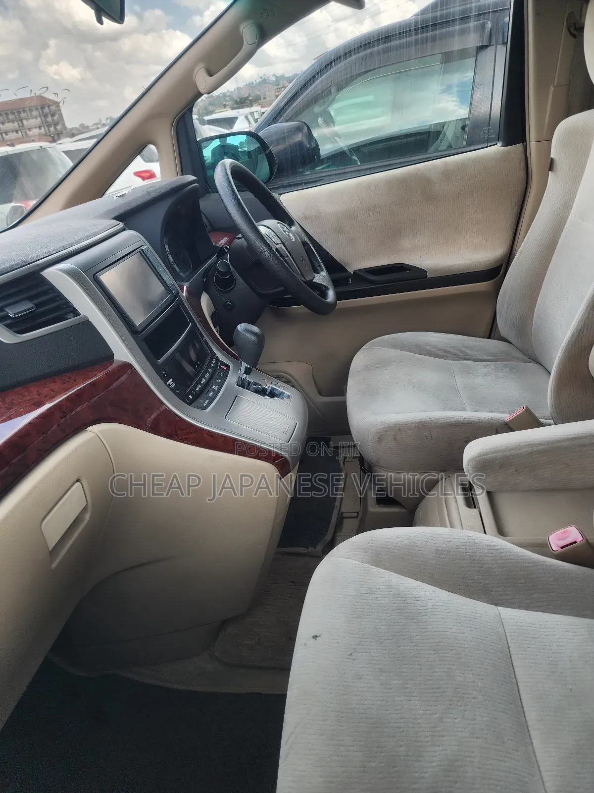 Toyota Alphard 2011 Pearl
