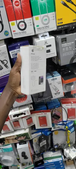 iPhone 14 Pro 50W USB-C+C Power Adapter