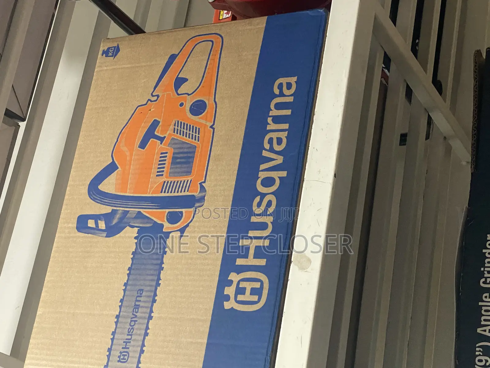Husqvarna 272 Model Chainsaw Machine
