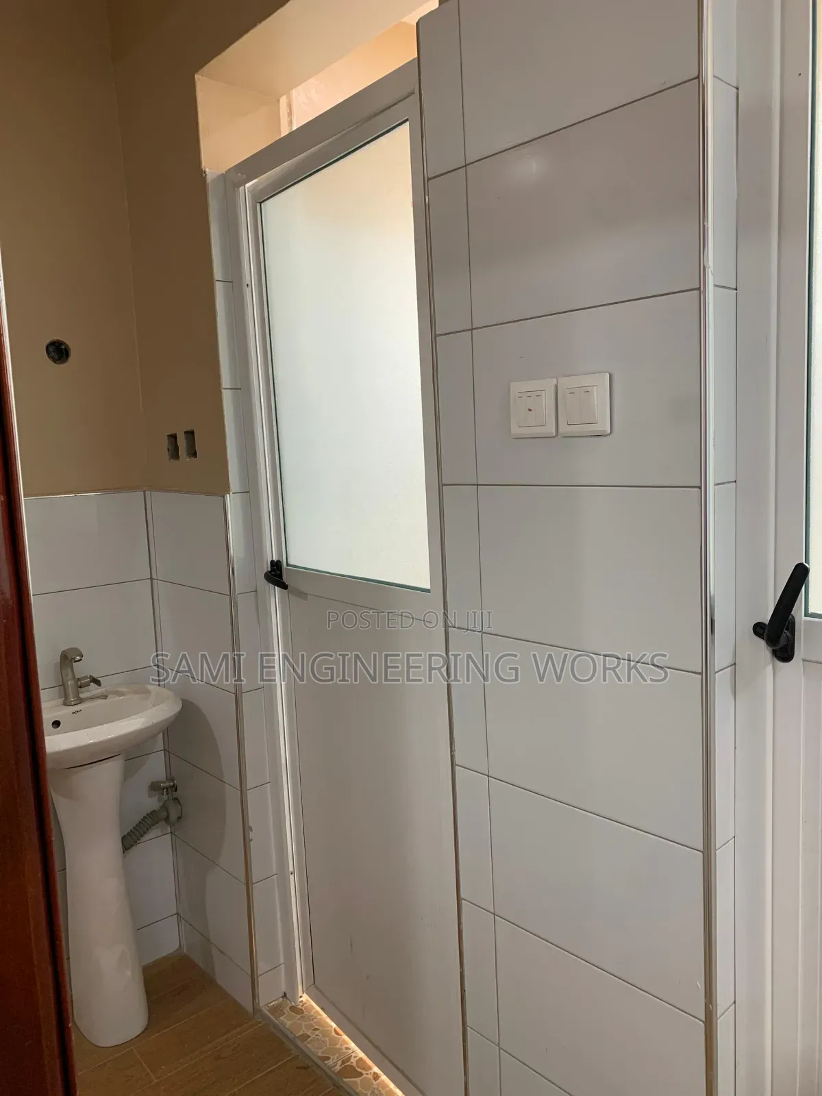 Aluminum Bathroom Doors Garuga