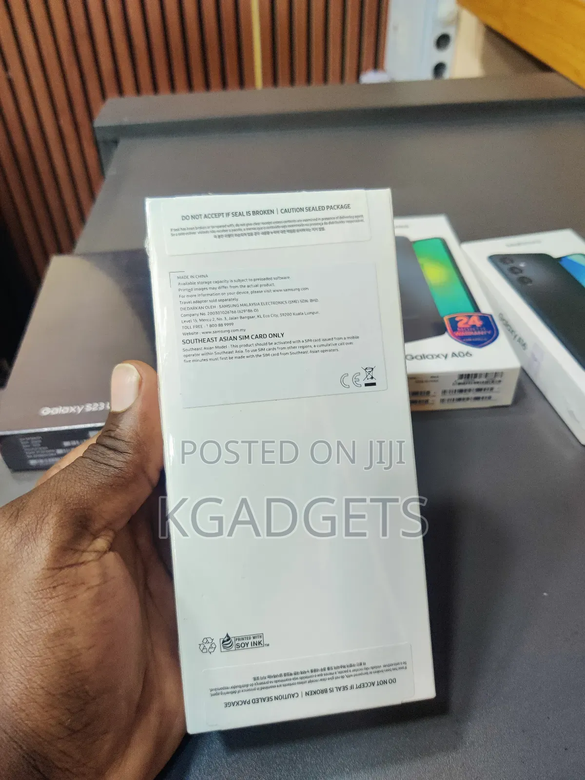 New Samsung Galaxy A06 64 GB Blue