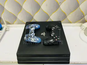 Sony Playstation 4 Pro Uhd 4k With 4games & 3 Controllers