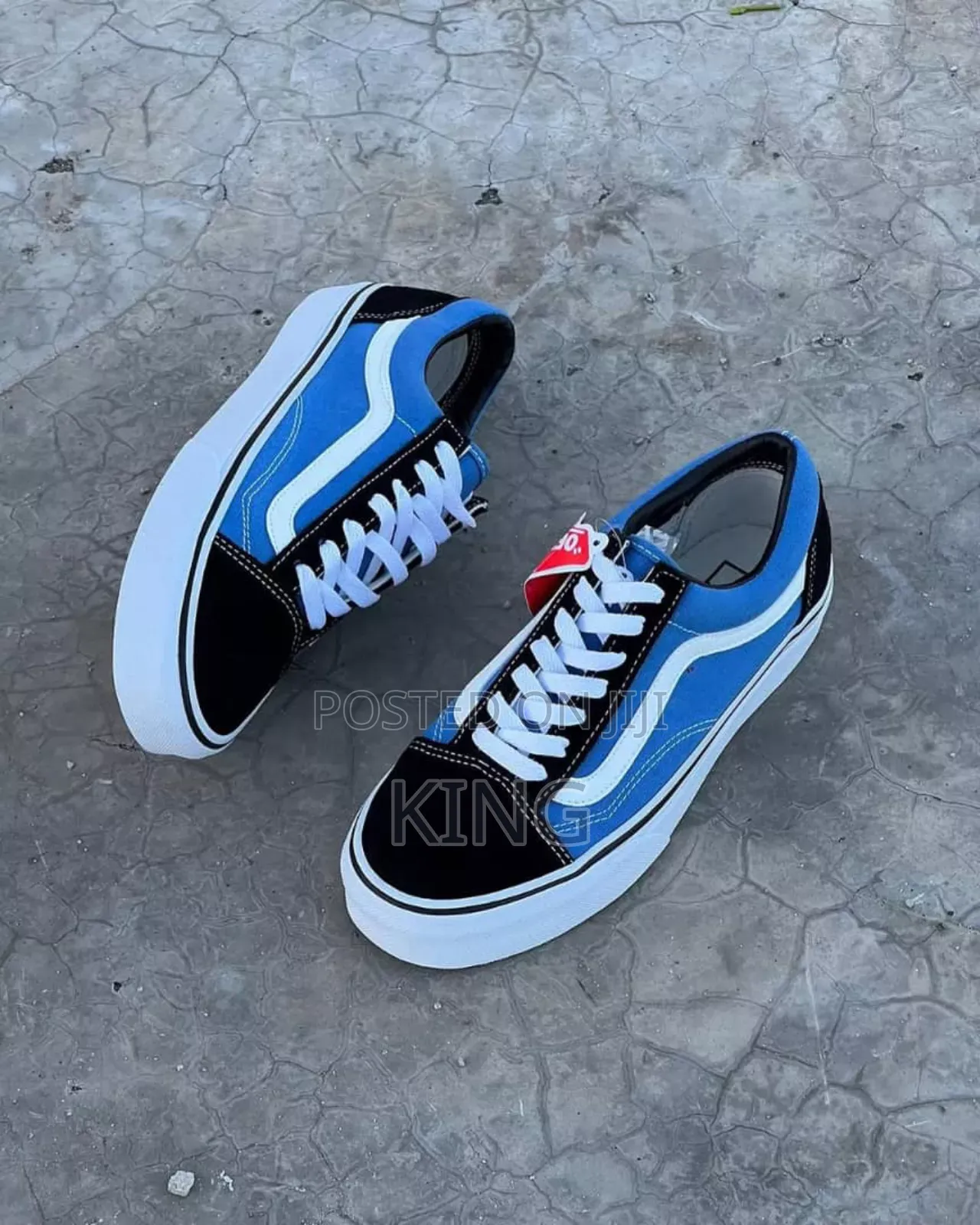 Unique Knu-Skool Vans. Blue/Black White. Originals