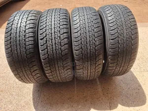 265/60r18 Dunlop Tires Good Condition.