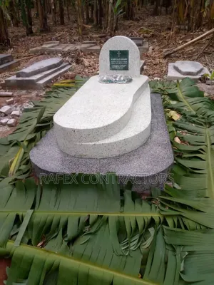 Grave Construction And Designers