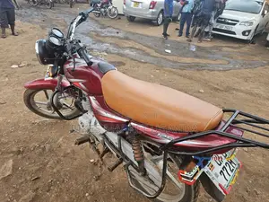 Bajaj CT 110X 2022 Red