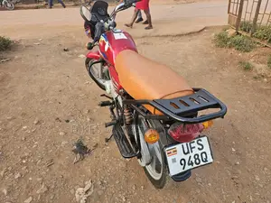 Bajaj Boxer 125 2023 Red