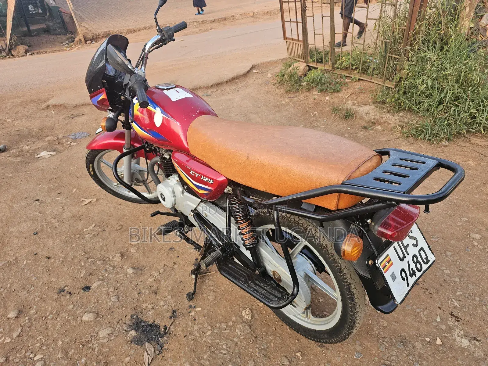 Bajaj Boxer 125 2023 Red