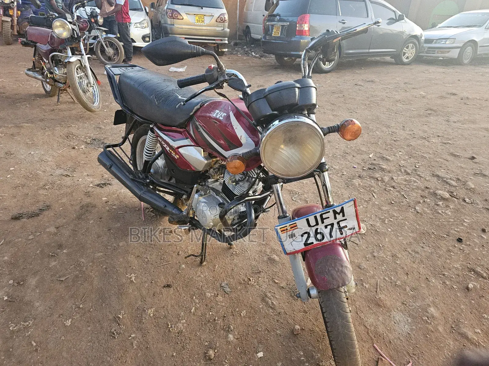 TVS HLX 125 2022 Red