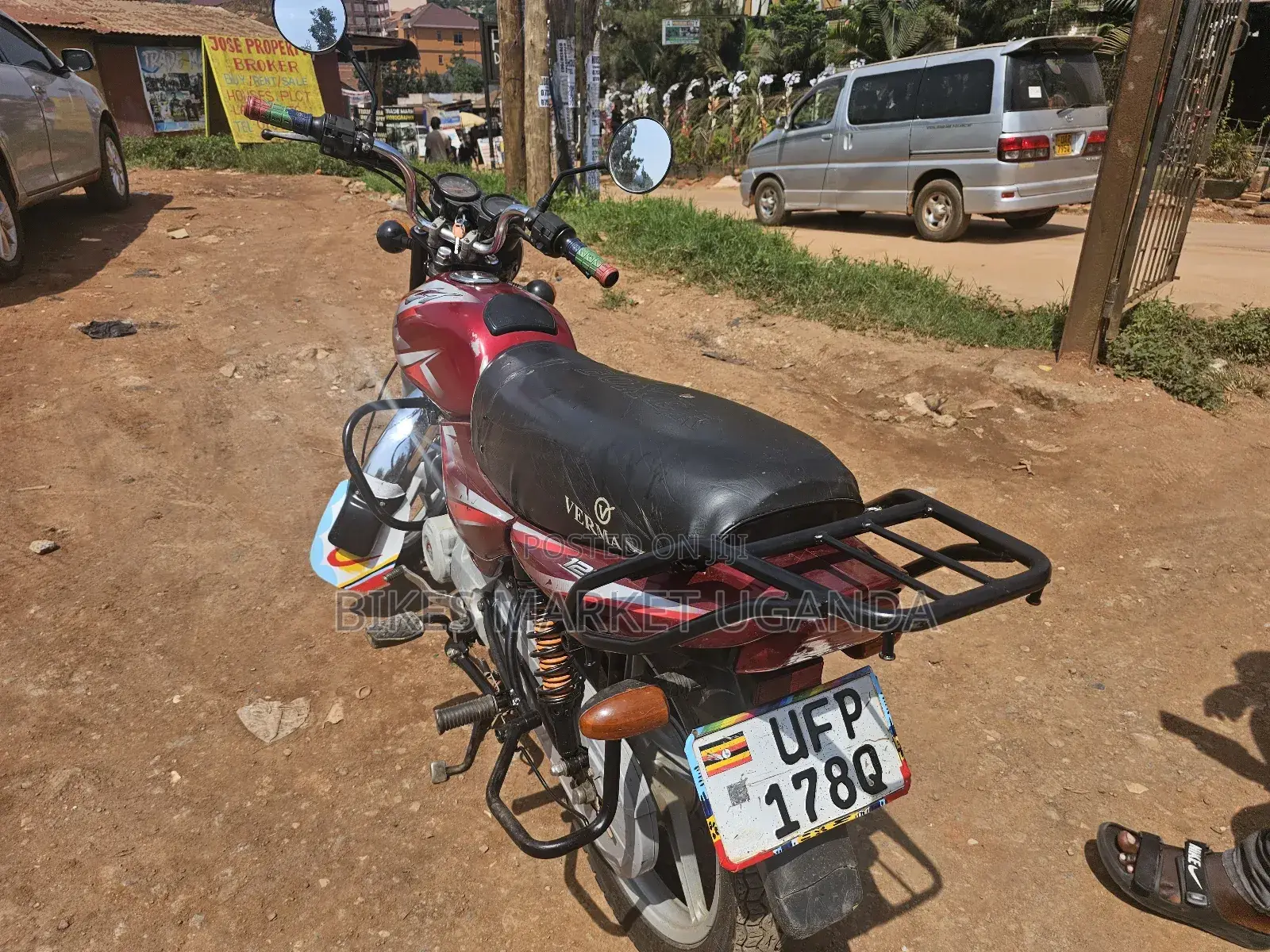 Bajaj CT 110X 2022 Red