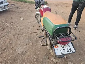 Bajaj Boxer 2022 Red
