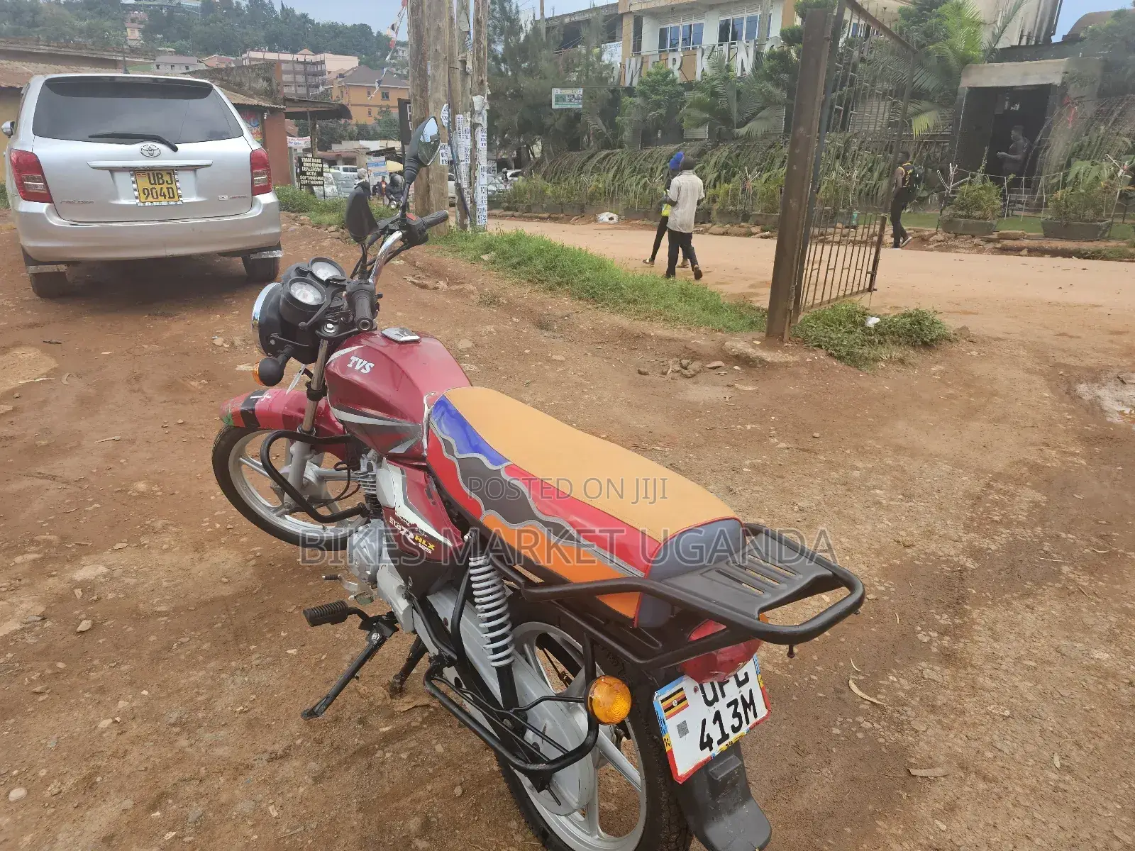 TVS HLX 125 2022 Red