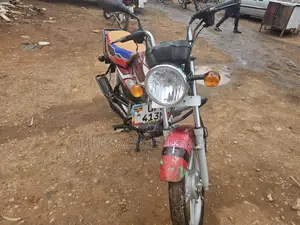 TVS HLX 125 2022 Red