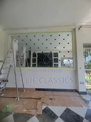 Center Wall Panel