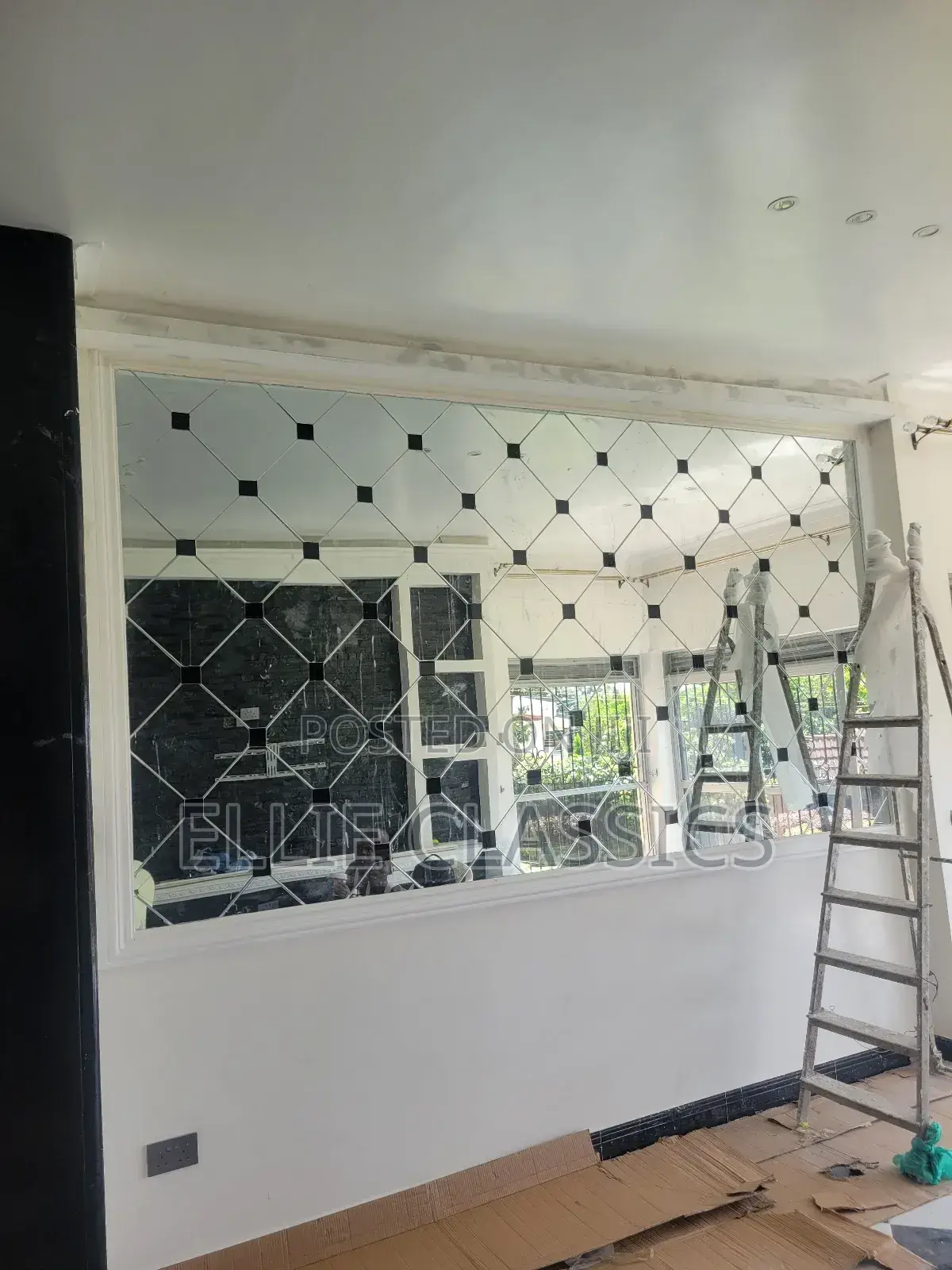 Center Wall Panel