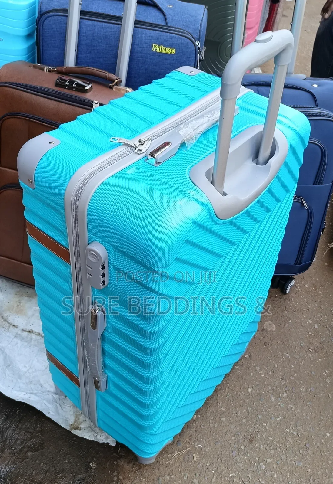 Pro Big Size Suitcase