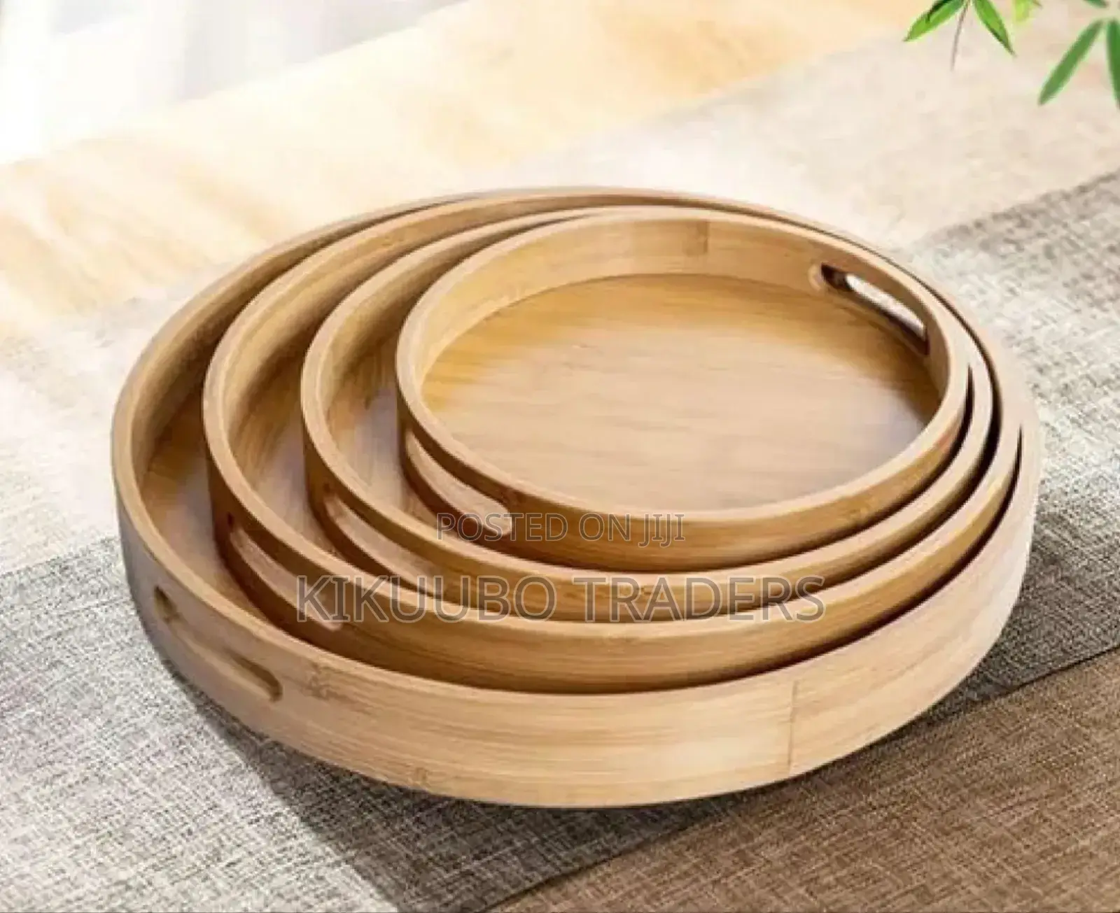 4pcs Round Wooden Serving Trays
