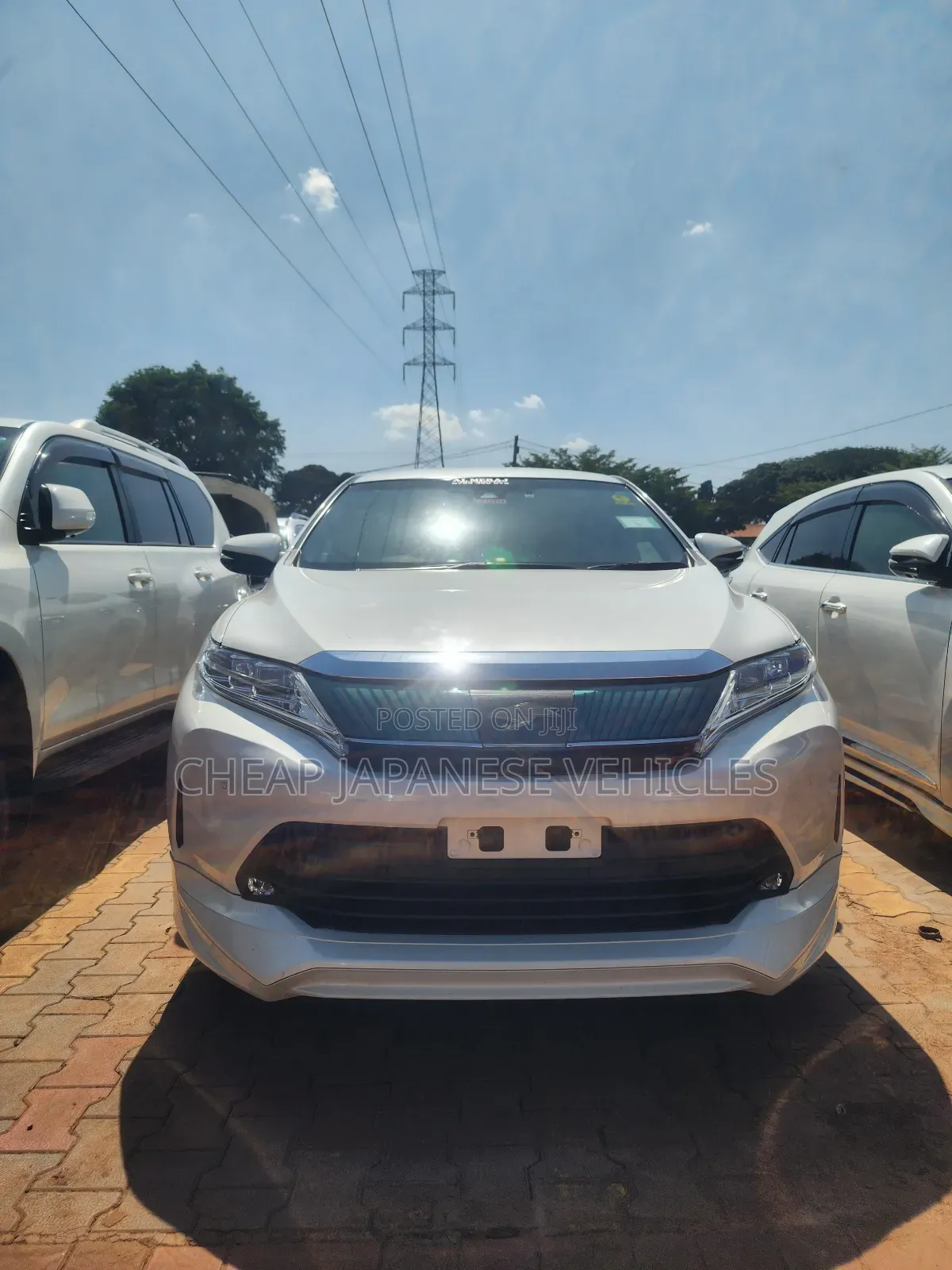 Toyota Harrier 2.0 2019 White