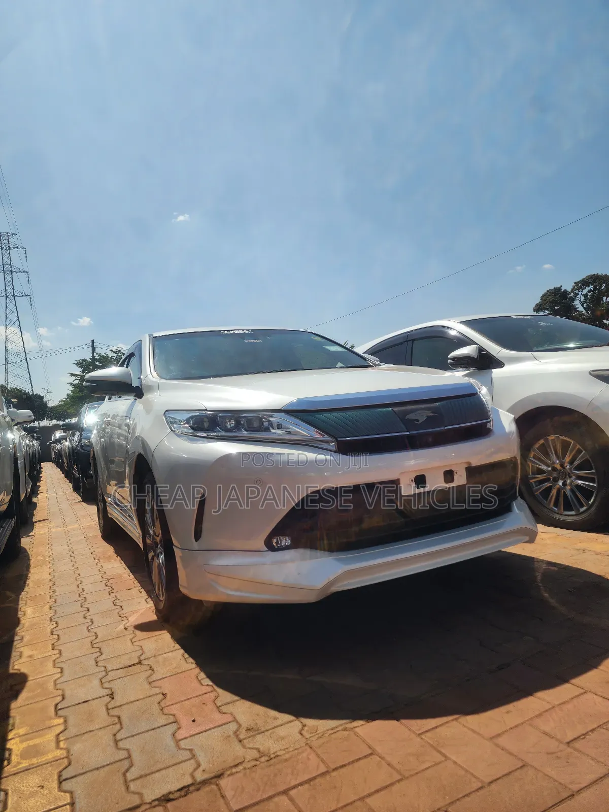 Toyota Harrier 2.0 2019 White