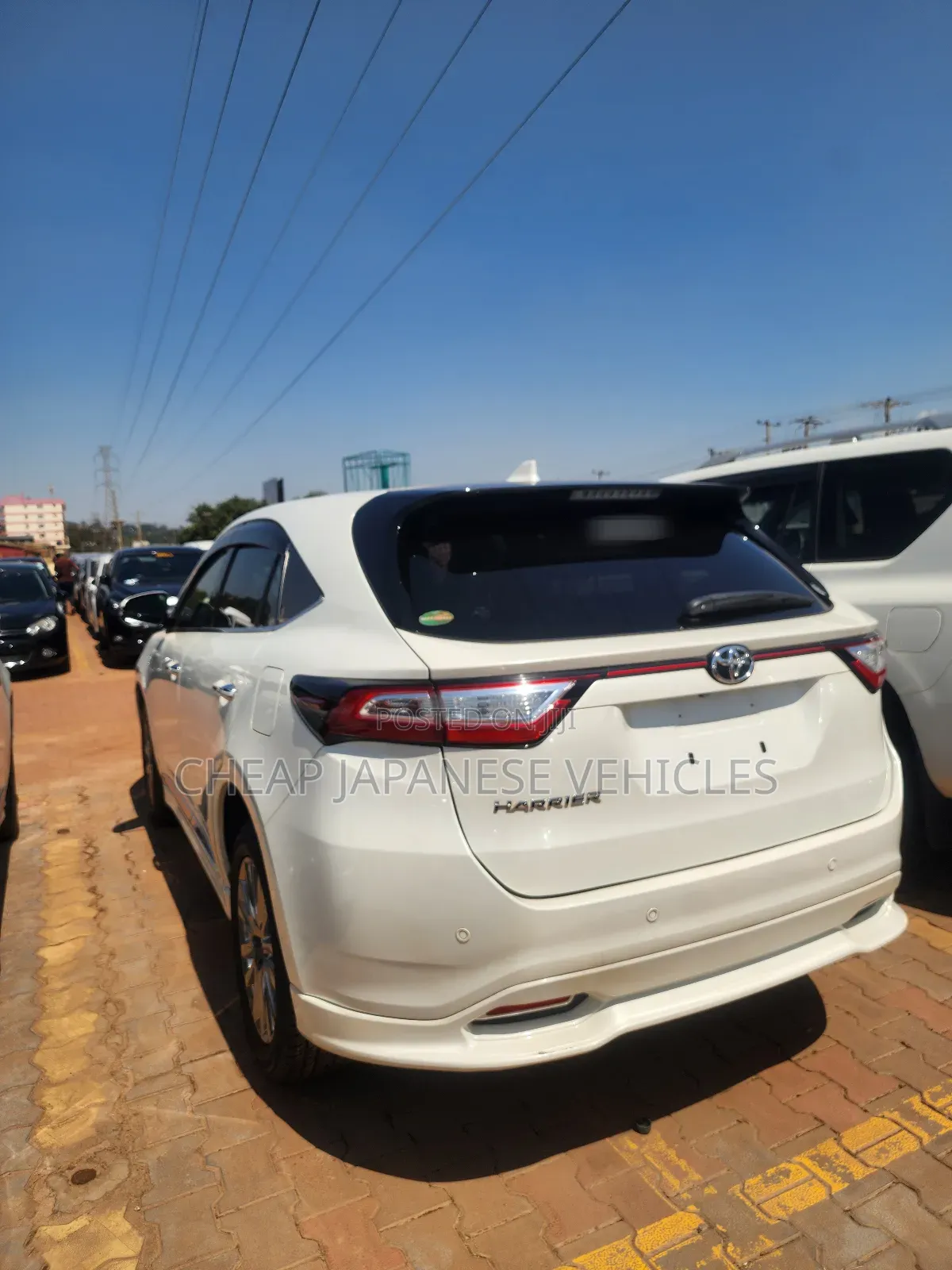 Toyota Harrier 2.0 2019 White