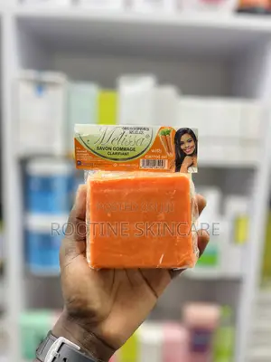 Melissa Lightening Clarifying Carrot Oil Soap