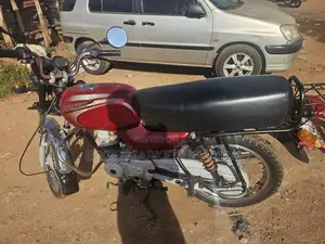 Bajaj Boxer 2022 Red