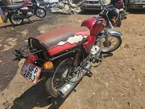 Bajaj Boxer 2022 Red