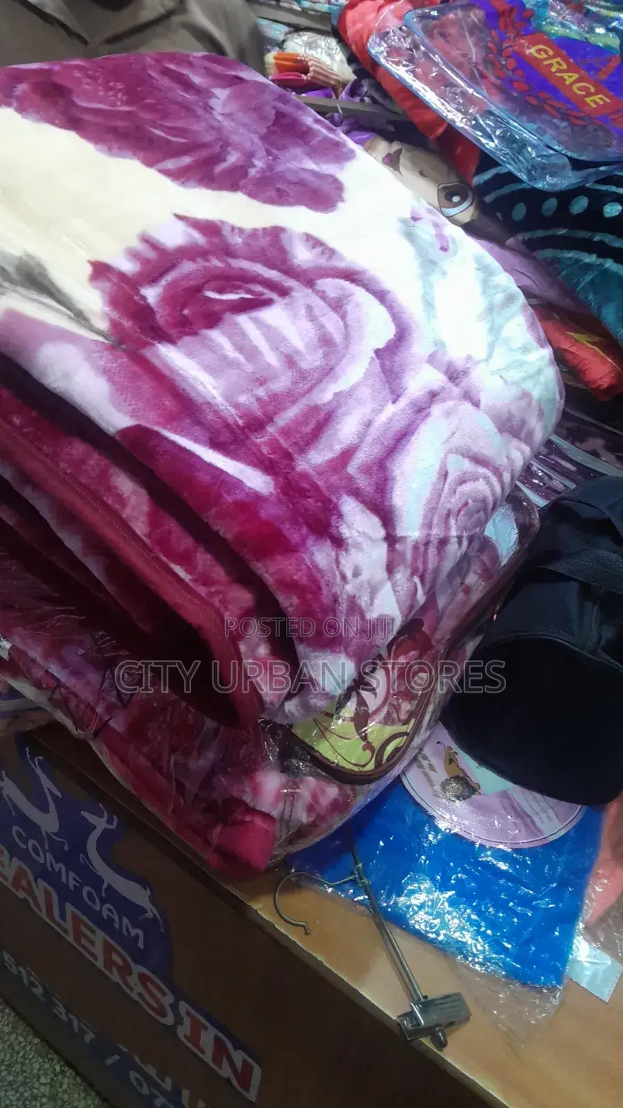Mikach Smooth Large Blankets