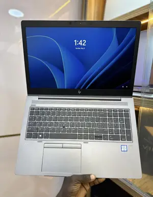 New Laptop HP ZBook 17 G6 16GB Intel Core I7 SSD 512GB