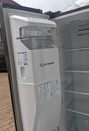 670 Liters Popular Fridge With Ice Cream Maker Side by Side